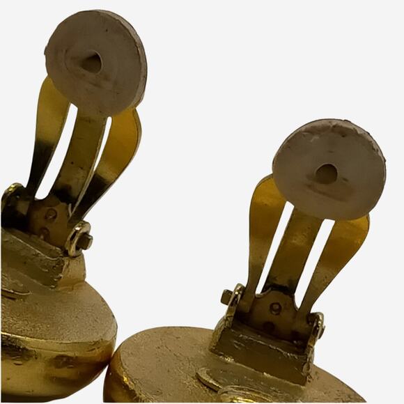 Chanel Faux Pearl 24k Gold-Plated Clip-on Earrings - Picture 7 of 8